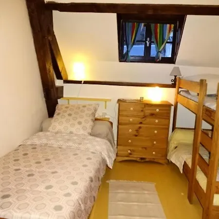 Maison Mitoyenne - Maison 10 Personnes Village De Mae-9594 *