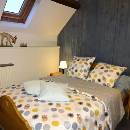 Villa Maison Mitoyenne - Maison 10 Personnes Village De Mae-9594 Guchen