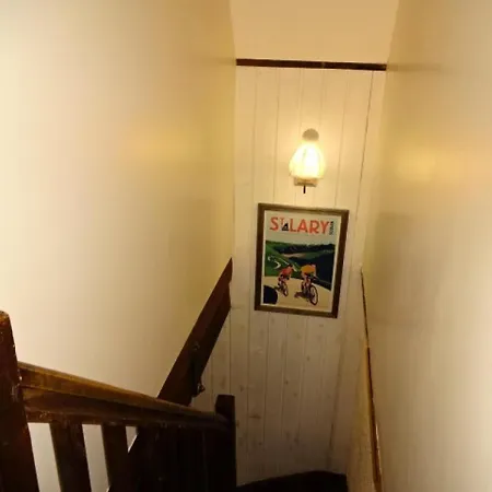 Maison Mitoyenne - Maison 10 Personnes Village De Mae-9594 Villa