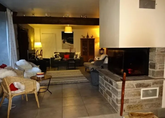 Maison Mitoyenne - Maison 10 Personnes Village De Mae-9594 * Guchen