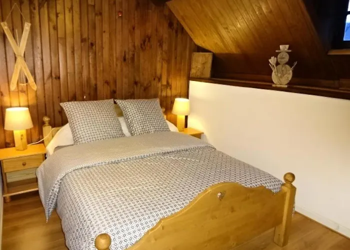 Villa Maison Mitoyenne - Maison 10 Personnes Village De Mae-9594